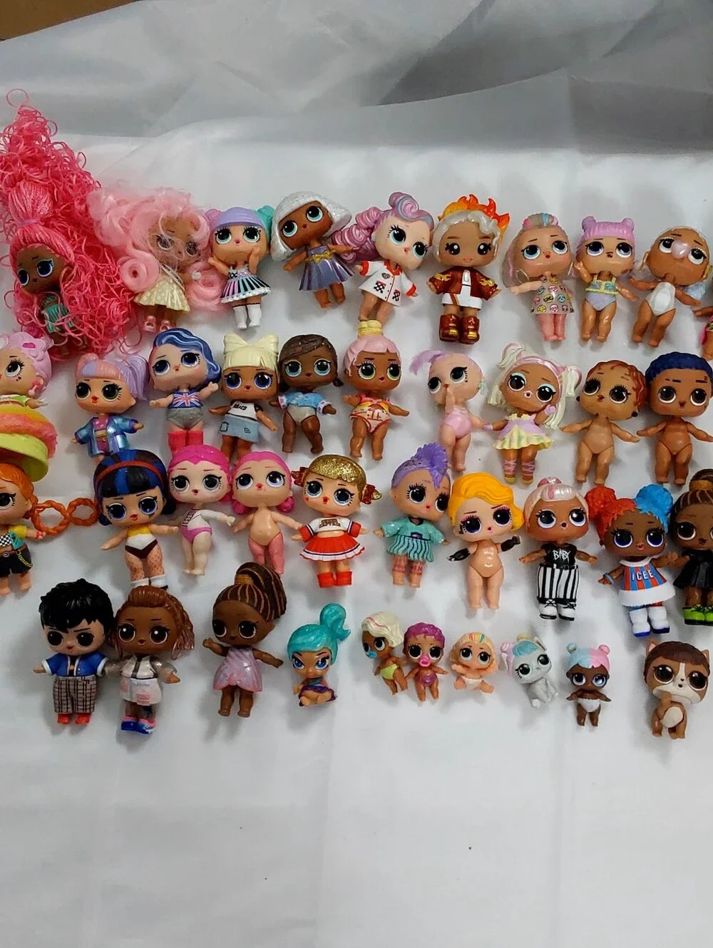 L.O.L. Surprise! surprise dolls